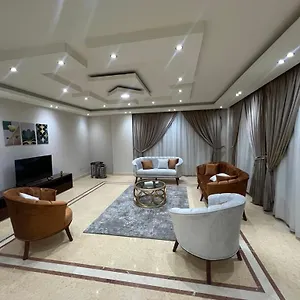 Yara- Luxury Apt- 3br- New - B Apartment