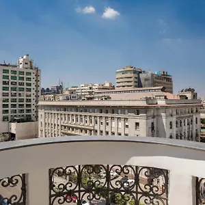 Apartment Downtown Sunny Hideaway Vintage, 7 Balconies *