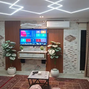 Sphinx Square, Mohandessin Apartment Cairo
