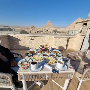 Royal Golden Pyramids Hostel *