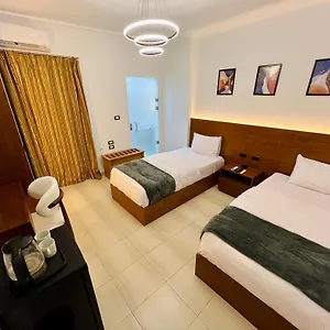 Guest house Silver Pyramids View *