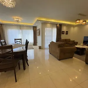 Apartment Spacious 3br, 2bathrooms Near Airport - 1108 Cairo