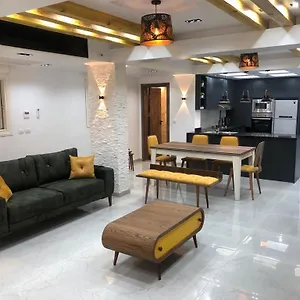 Apartment شقه فندقيه *