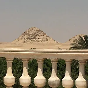 Sakkara 3* El Hawamdeya