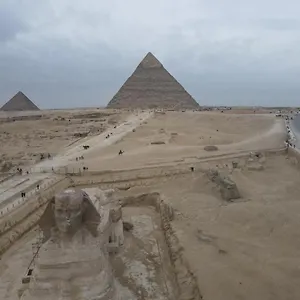 Hotel Queen Life Pyramids View