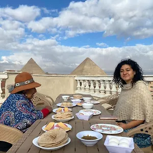 King Of The Pyramids 3*