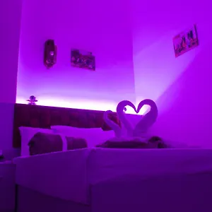 Crown Hotel