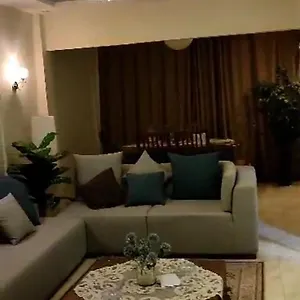 Apartment مفروشة للعائلات فقط Cairo