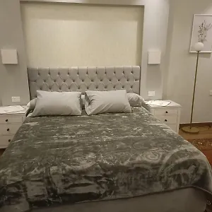 Apartment حان الوقت الأن للاستمتاع بالهدوءبشقةفندقية متميزة بأطلالة على نيل الزمالك