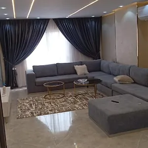 Fantastic New Modern مميزة في قلب المهندسين قريبة من النيل Apartment