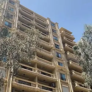 Apartment Luxury Apartments, Mohandiseen 502 *