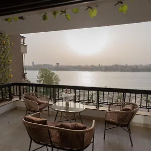 مطلة على ممشى اهل مصر Cairo