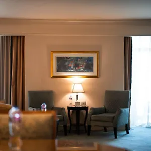 Xperience Suites-four Seasons Nile Plaza Apartment