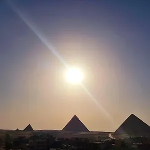 Homestay Ammar Pyramids View *