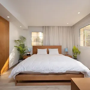 Charming Sunny Studio *