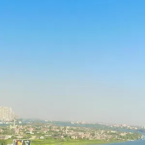 كورنيش النيل البحر الاعظم