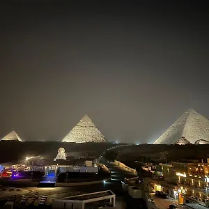 Bed & Breakfast Pyramids Island