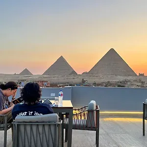 Hotel Pyramids