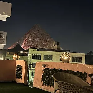 Beko Pyramids View Hotel 3*