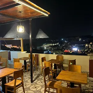 Cheristo Pyramids View Bed & Breakfast