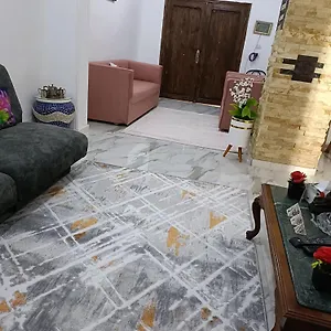 Magic Pyramids Apartment *