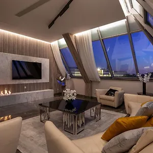 Luxurious Penthouse At The Jw Marriott