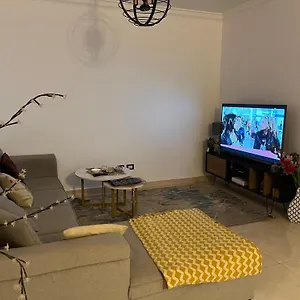 Cozy 2br In Maadi *