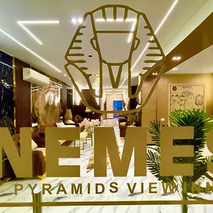 Nemes Pyramids View Hotel *