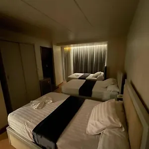 Ambiance Downtown Hotel *