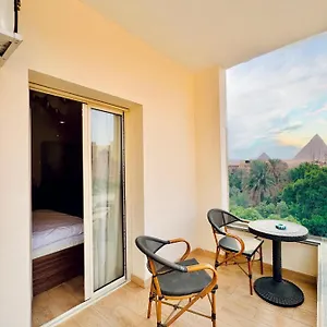 Oro Pyramids View Hotel Cairo