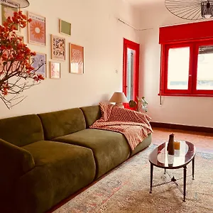 Apartment Cheerful Downtown