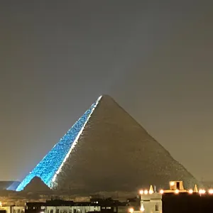 Giza Pyramids View Kafret el-Gabal