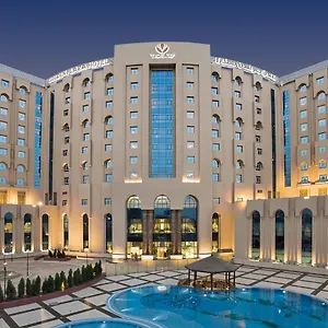Tolip Golden Plaza Hotel 5*