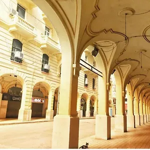 Capital Le Caire