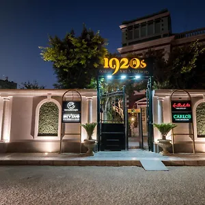 1920s Boutique And Restaurants