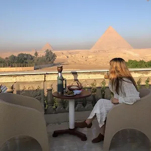 Sphinx Palace Pyramids View Kafret el-Gabal