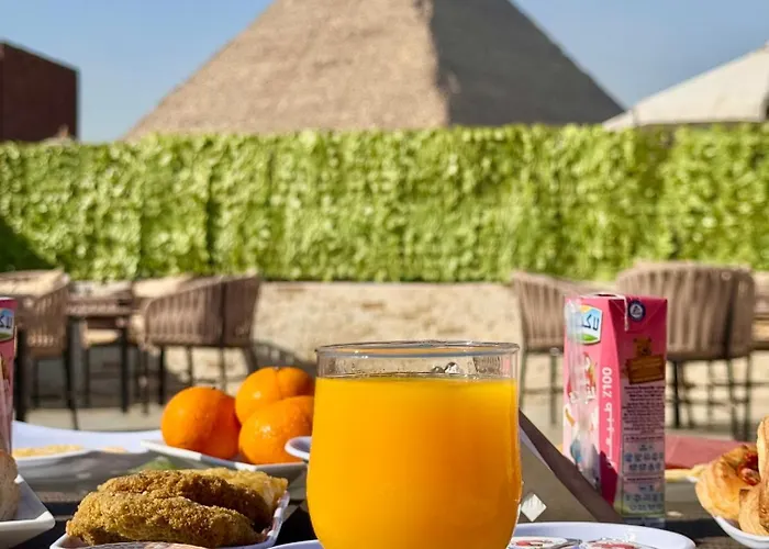 Golf Pyramids View Hotel Kafrat al Jabal photo