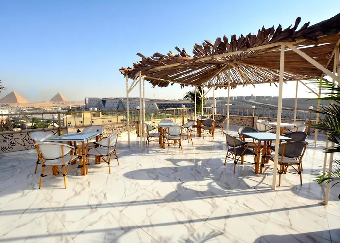 Topview Pyramids And Museum Nazlet el Simman photo