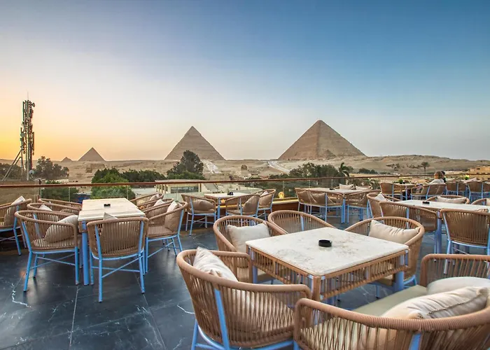 Pyramids Shadow Inn foto