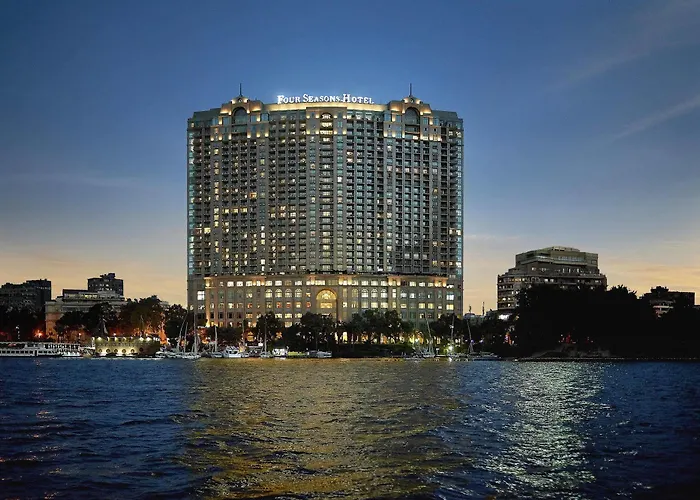 Four Seasons Hotel Cairo At Nile Plaza fotoğrafı