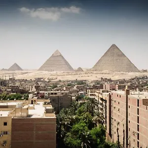 Jacuzzi Studio The Pyramids Free Airport Pickup * Cairo