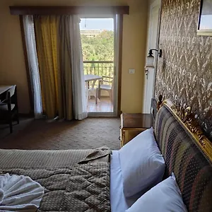 Hotel St.george 3*