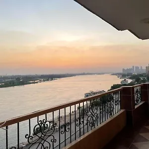 Apartment Nile View In Maadi Cairo