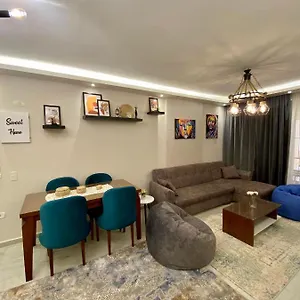 Apartment Cozy 2br In Maadi *