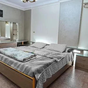 Apartment Comfy 2 Bedrooms In 98-4 Cairo