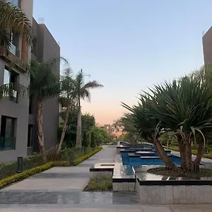Apartment Silver Palm Compound *