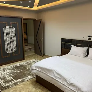 شقه فندقيه للايجار اليومي التجمع الخامس01068880306 *