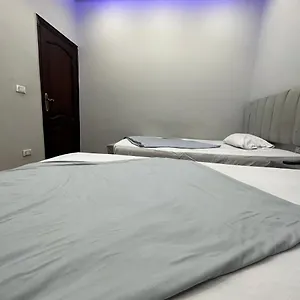 Pyramids Nuit Hotel