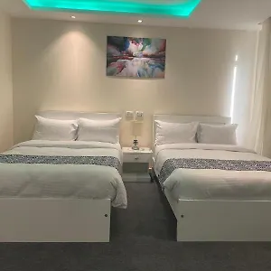 Turquoise Pyramids 3*