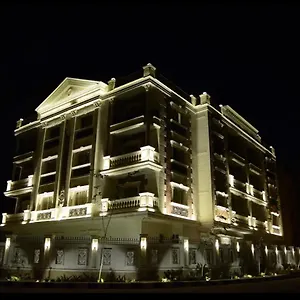 White Palace Double Private With Shared Bathroom Cairo